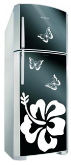 Adesivação de geladeira arabescos e borboletas