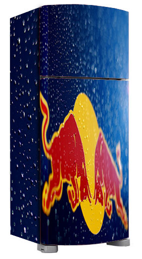 Envelopamento de Geladeira Red Bull